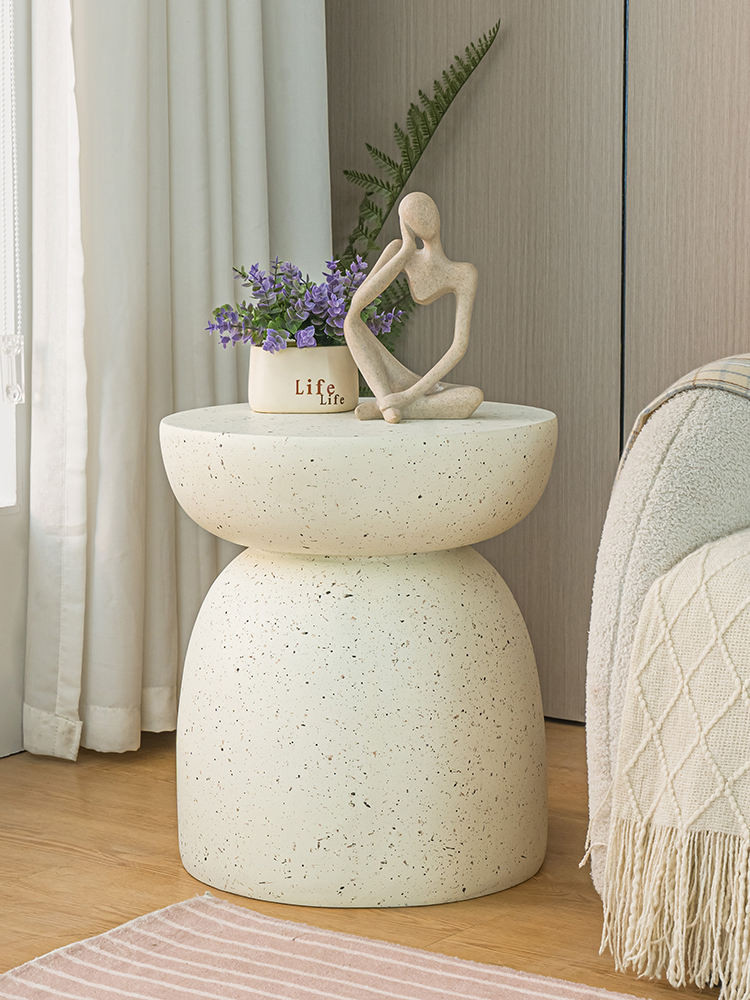 สไตล์ครีมสร้างสรรค์โต๊ะข้าง B&B wabi-sabi ดีไซเนอร์ญี่ปุ่นโซฟาโต๊ะกาแฟโต๊ะข้างเตียง ins โต๊ะเข้ามุม