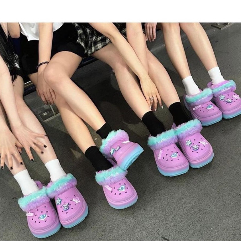 ♞CROCS Classic Mary Jane Clog  AESPA X  STOMP LINED CLOG -พรีออเดอร์ - preorderoppa