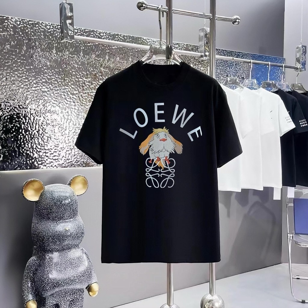 ♞2025 เสื้อยืดแขนสั้นหลวมพิมพ์โลโก้การ์ตูนช้าง Luo Yi ใหม่สำหรับฤดูใบไม้ผลิ RCX