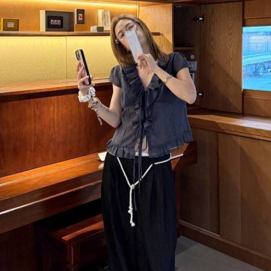 เสื้อเชิ๊ตวัสดุเบามากและป้องกันแสงแดดได้ดี แขนสั้นแบบระบาย ออกแบบพิเศษสำหรับคนที่ชอบความหรูหรา - รูปที่ 6