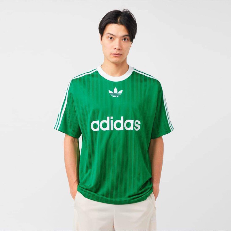 ♞,♘(ของแท้) เสื้อยืด Adidas BIGLOGO พร้อมขอบไหล่ NEW Unisex ผู้ชายและผู้หญิง gko