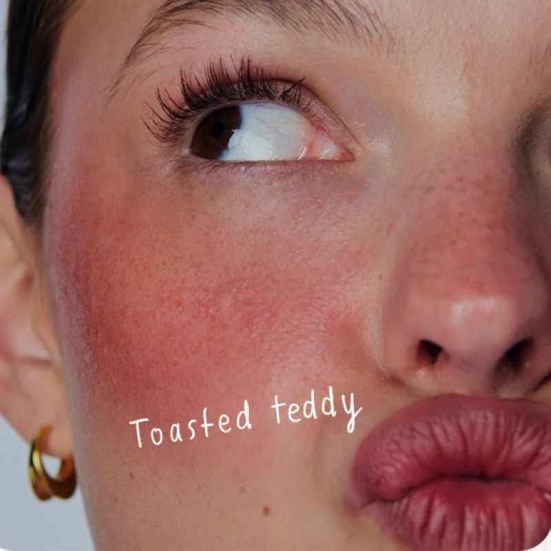 (พร้อมส่ง) Rhode  pocket blush