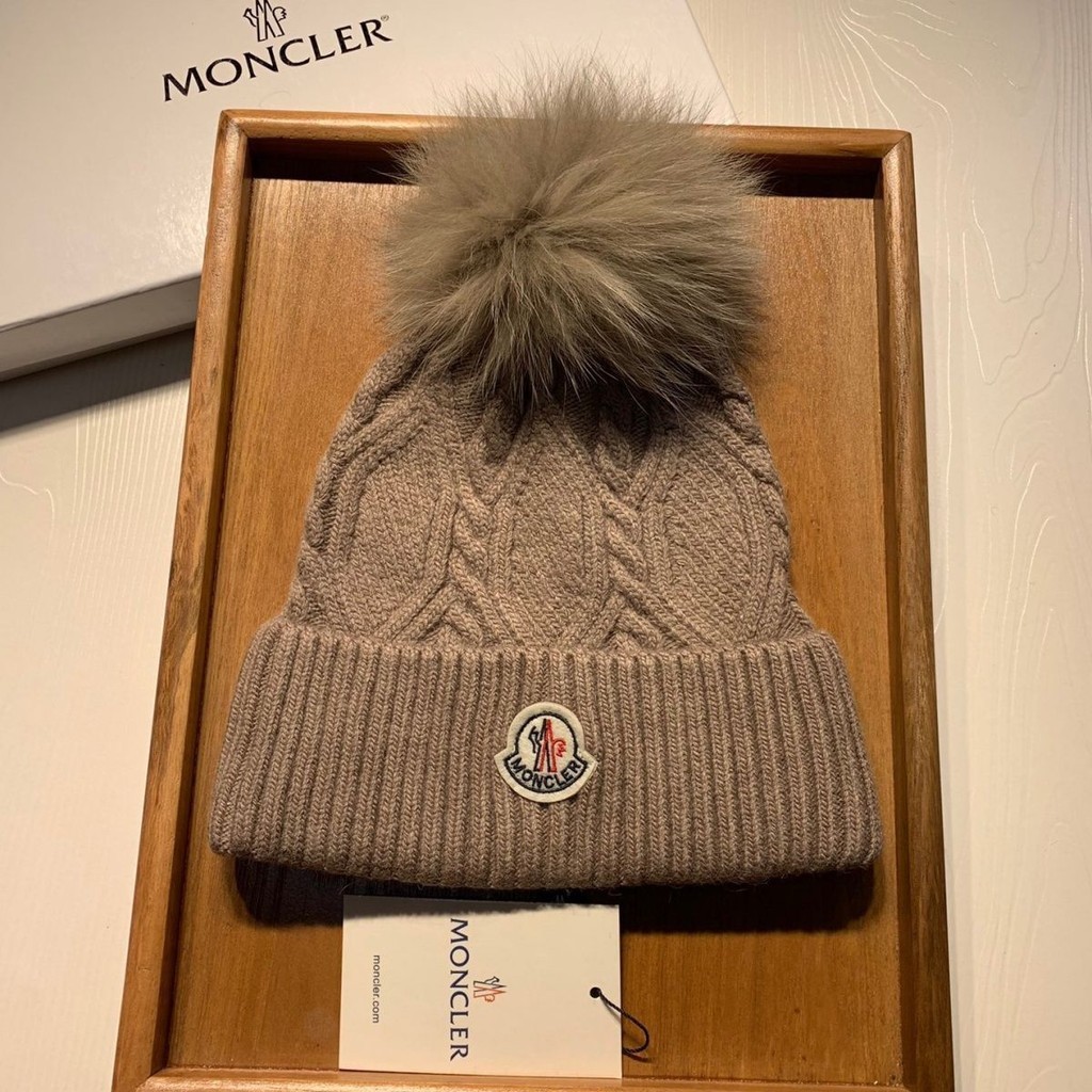 Moncler ใหม่ Cross-border ยุโรปและอเมริกาถักฤดูใบไม้ร่วงและฤดูหนาวหมวกทําด้วยผ้าขนสัตว์แฟชั่นหมวกอบอุ่น Fox Number Tren