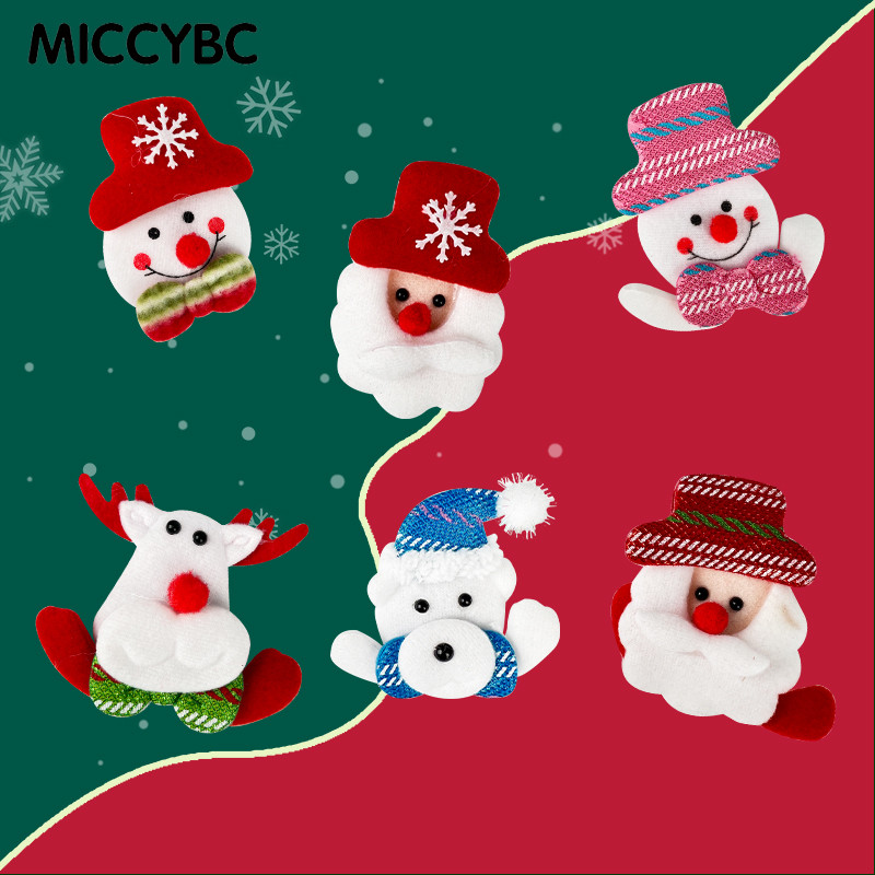 [MICCYBC]อุปกรณ์ตกแต่งคริสต์มาส เข็มกลัดเรืองแสง ป้ายหน้าอก ผู้สูงอายุ ตุ๊กตาหิม