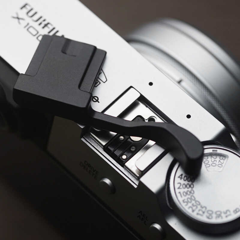 Δ สำหรับ Fujifilm X100f X100v X100vi นิ้วหัวแม่มือขึ้น Grip