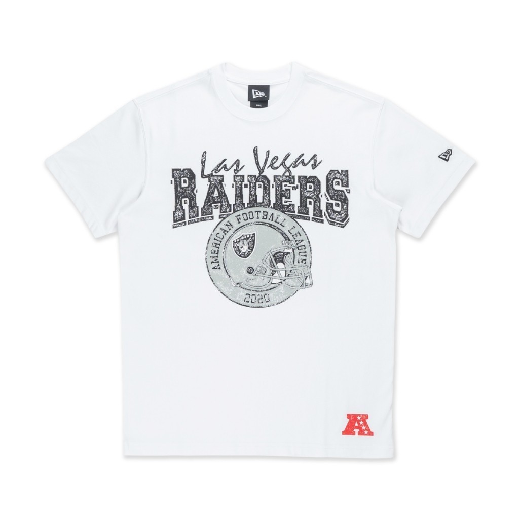 ♞,♘New Era เสื้อยืดแขนสั้นรุ่น Las Vegas Raiders NFL Helmet White Short Sleeve T-Shirt WTY