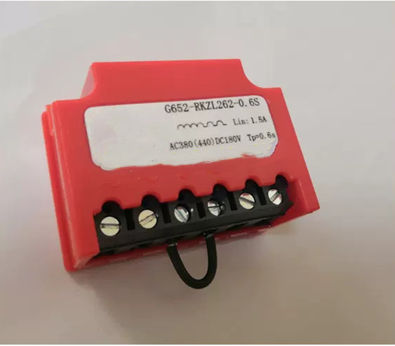 YTH G652-RKZL262-0.6S AC380(440V)V DC180V 1.5A