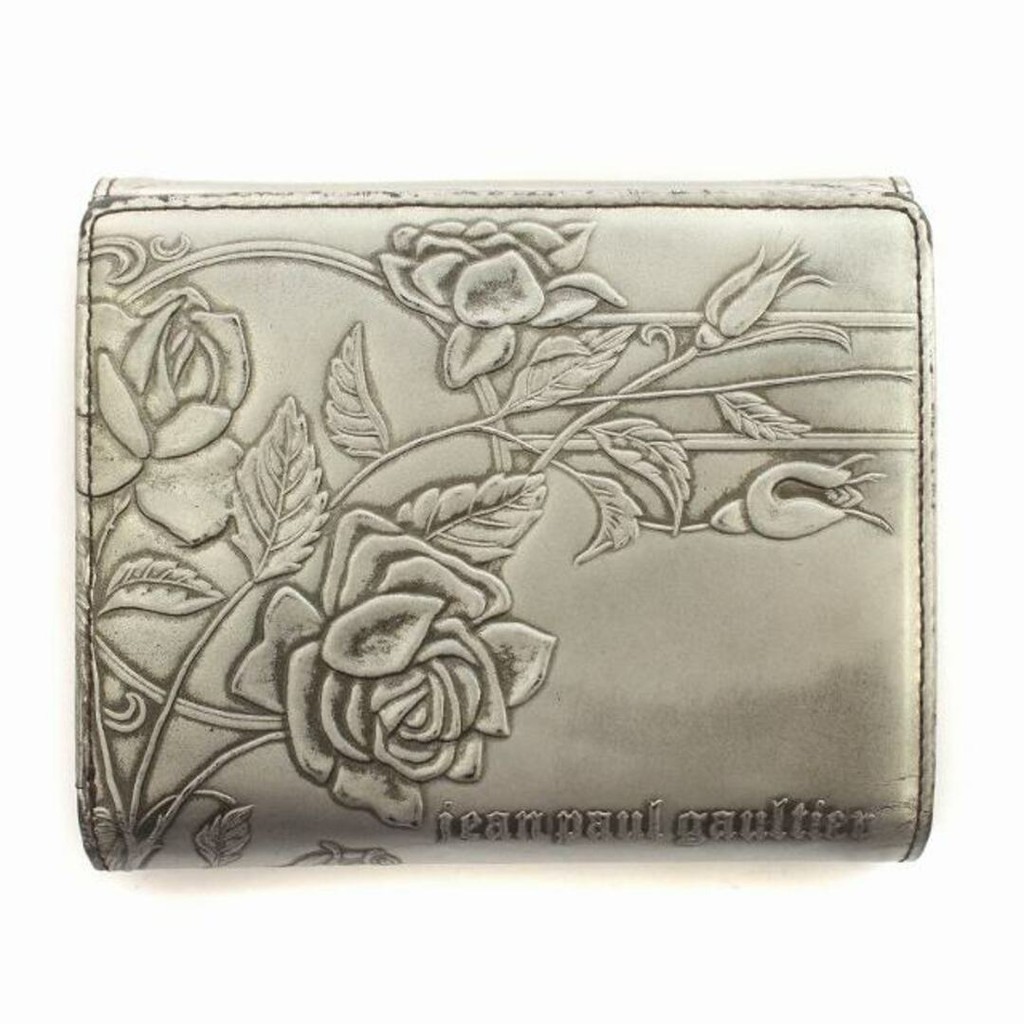 Jean Paul Gaultier Bifold Wallet New Rose Leather Silver Color Direct from Japan มือสอง
