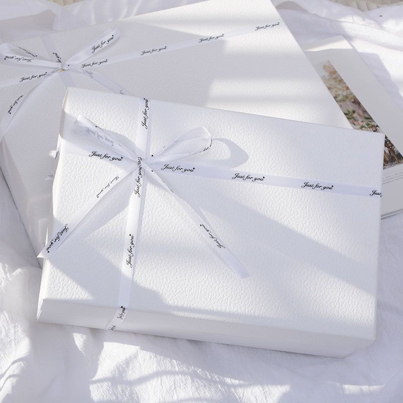 🔥ของแท้🔥 Gift Packaging, Birthday Gifts, Gift Boxes For Friends, Clothes, Scarves, Cosmetics, Sou