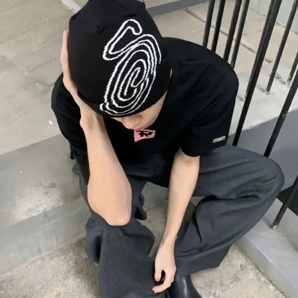 ♞,♘Stussy 22FW Swirl Cuff Beanie หมวกถักสําหรับบุรุษและสตรีหมวกกันลมอุ่น