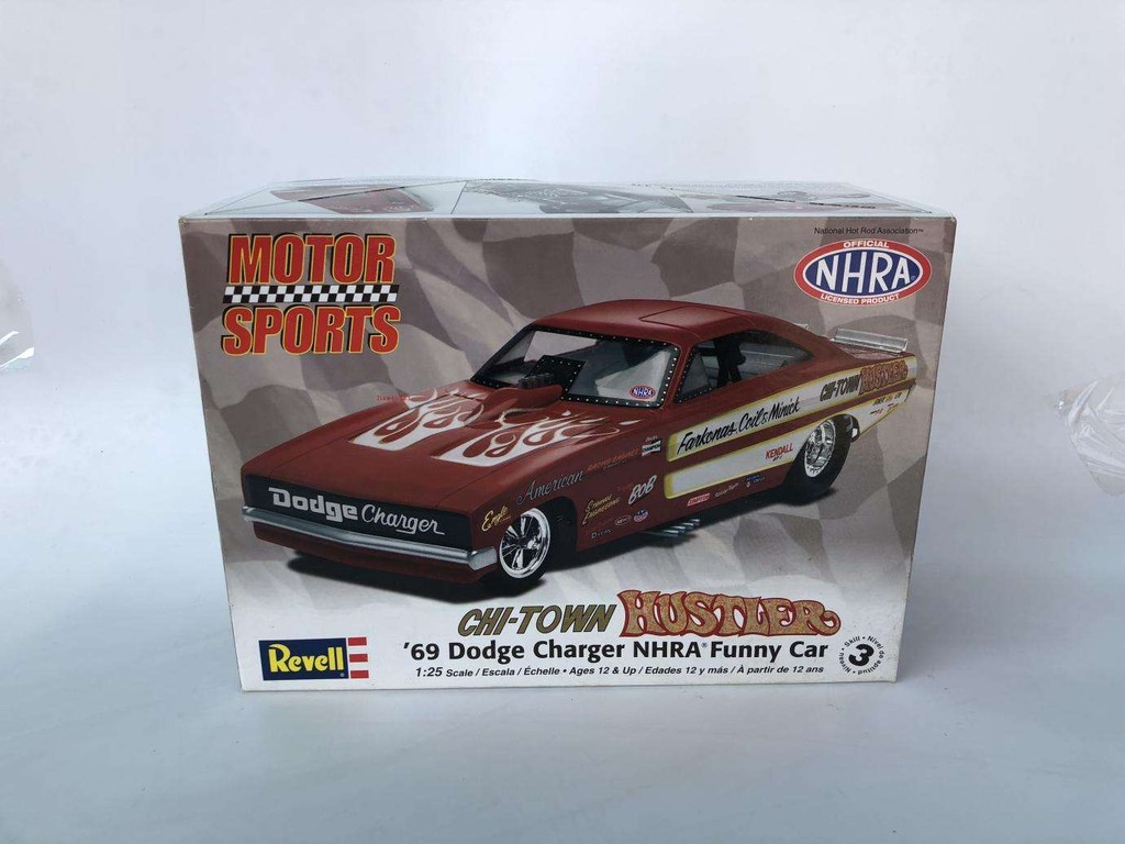 1: 25 Revell Revell Assembly 69 Dodge Charger NHRA Dodge Charger รถตลก