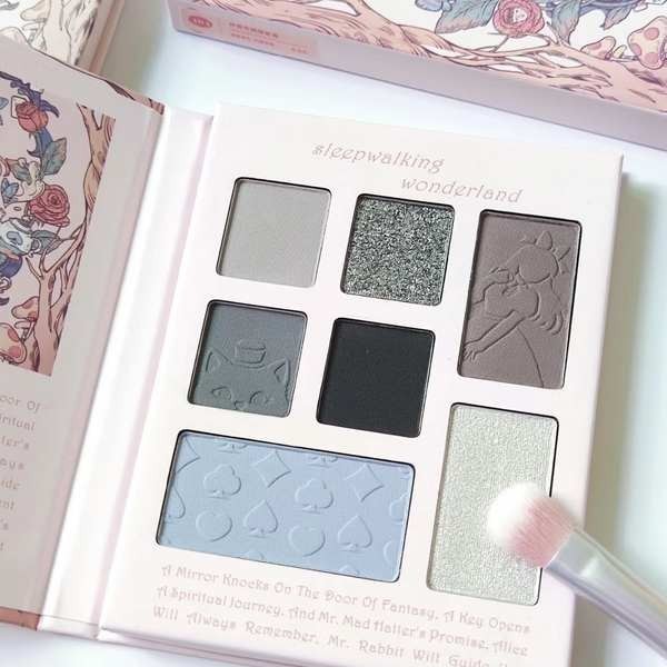 พาเลทตา rom and nd พาเลทตา อายแชโดว์ HOLD LIVE Midsummer Garden Eyeshadow Palette Grey Pink Earth M