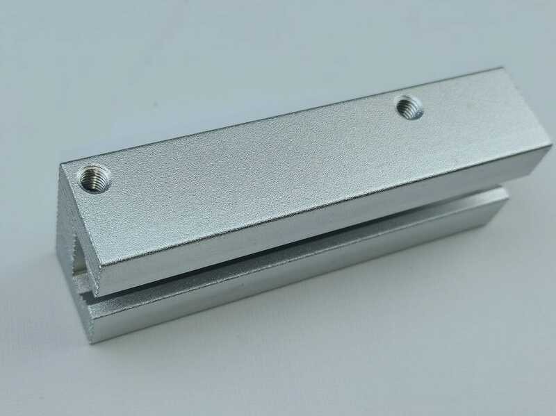 A Series บล็อกปรับติดตั้งแขนด้านข้างส่วนเดียว MF026001** 89L Skyline Elfa Original AI00D040