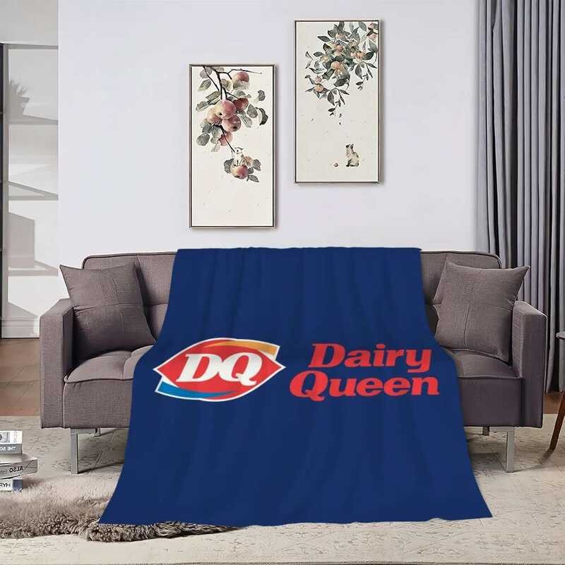 D-Dairy ผ้าห่มนุ่มสบายพิมพ์ลาย Q-Queen เหมาะสำหรับห้องนั่งเล่นและห้องนอน ใช้ในบ้าน การเดินทาง และเป็