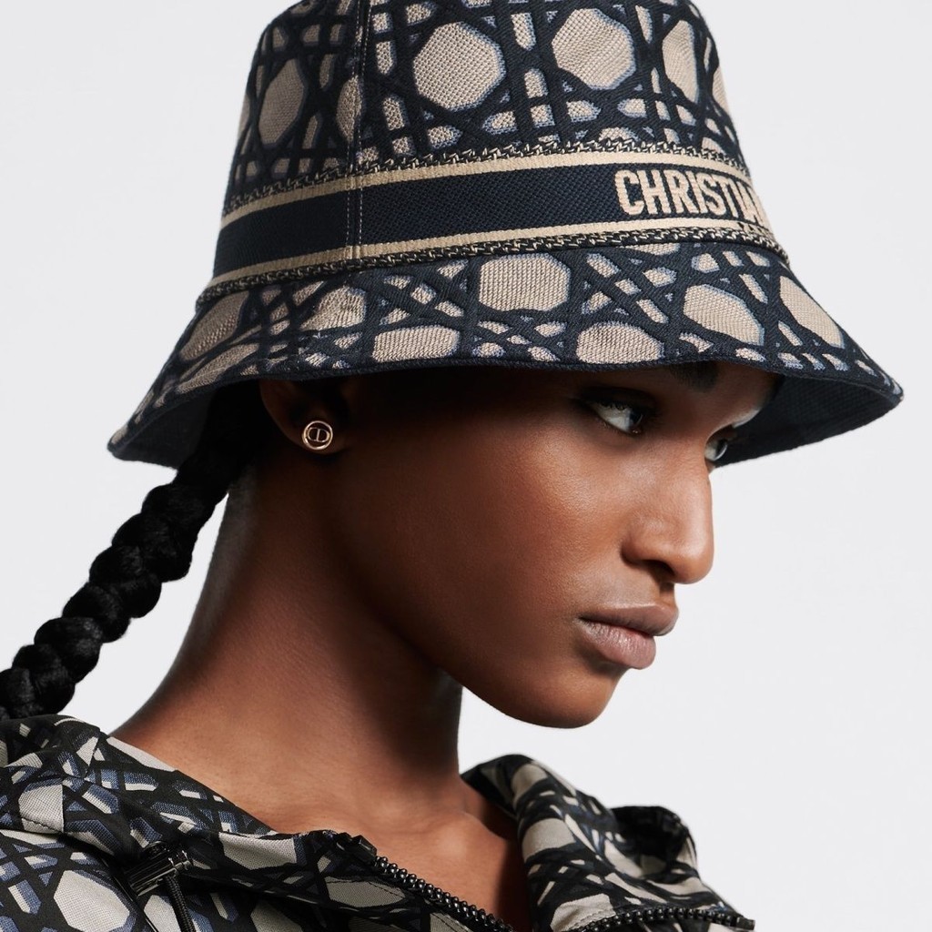 Dior2024 หมวกผู้หญิง Sun Hat Bucket Hat หมวกกันแดด IDZD