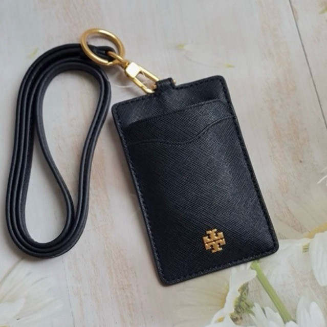 ♞,♘,♙พร้อมส่งที่ไทย แท้ % คล้องบัตร Tory burch Emerson lanyard 136584
