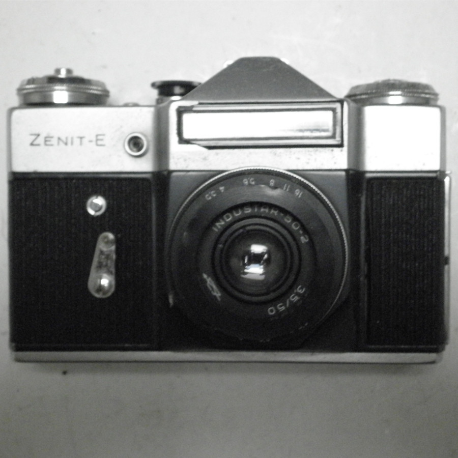 กล้องฟิล์ม Zenit-e Zenit SLR