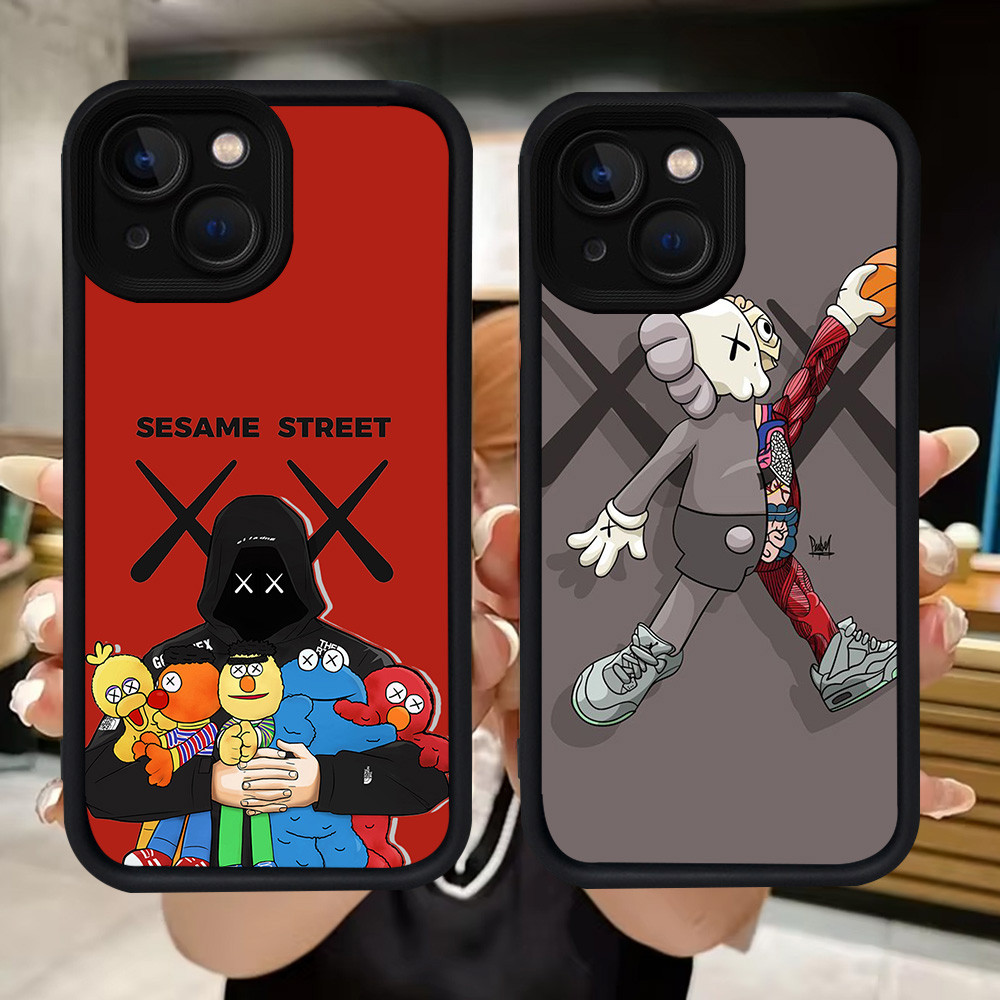 Q56 KAWS soft Casing สําหรับ iPhone 14 7 13 6s 6 8 Pro Max Plus