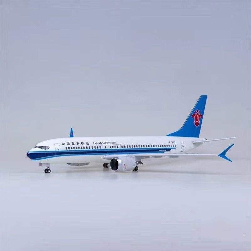 [Super Hot] Boeing 737MAX8 Chinese Airlines โมเดลเครื่องบินใต้ล้อ
