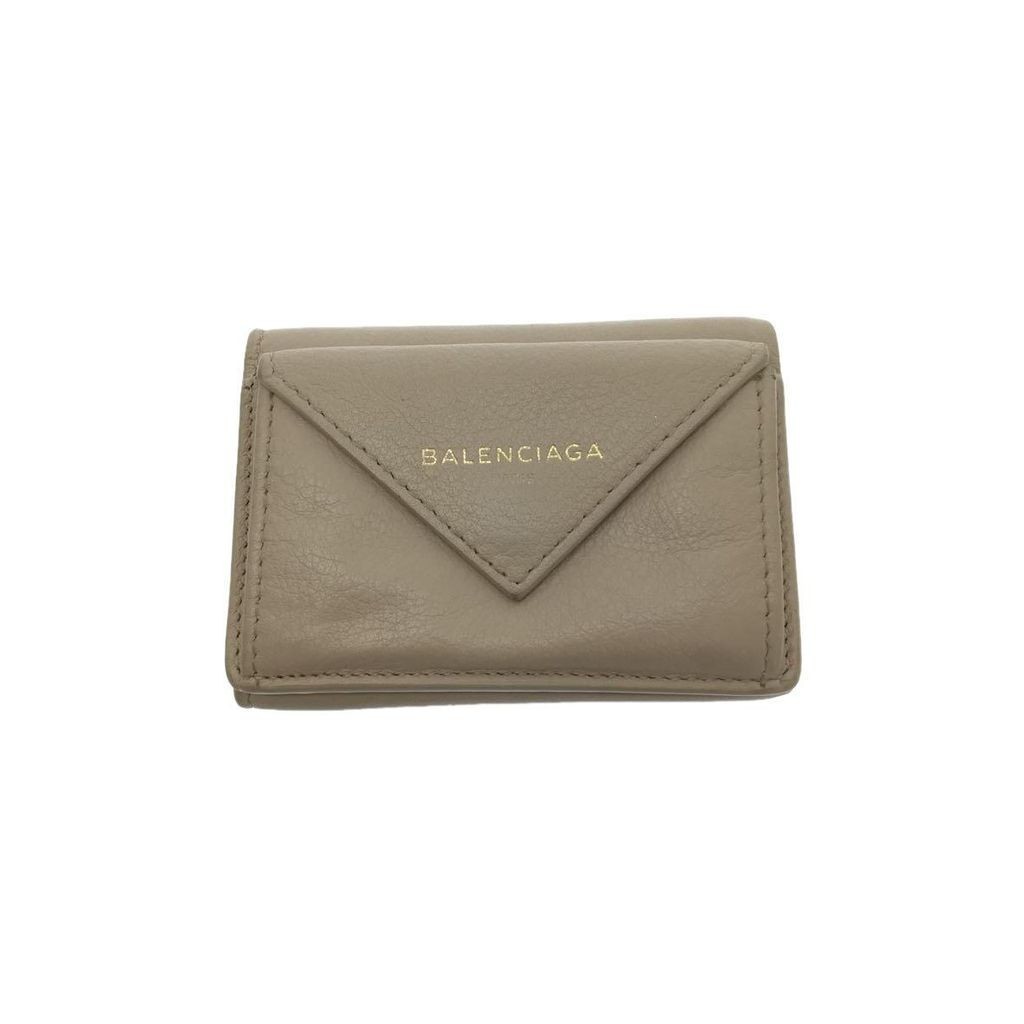 กระเป๋าสตางค์ Balenciaga Bi-fold 391446 หนังสีเบจส่งตรงจากญี่ปุ่น มือสอง
