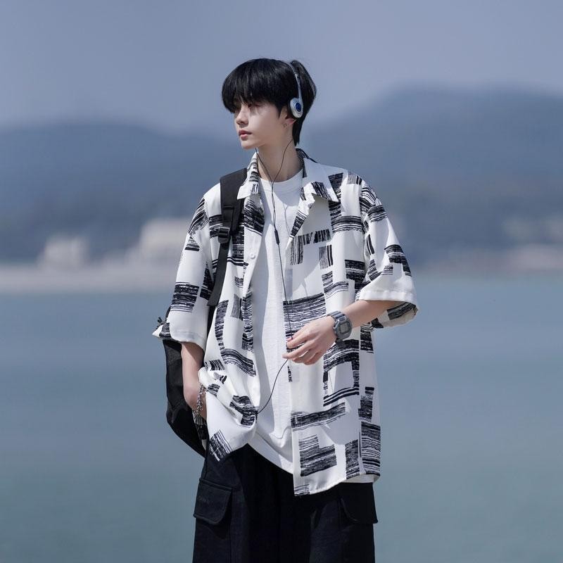 ฤดูร้อนหลวมเสื้อลายสก๊อตผู้ชายอินเทรนด์ครึ่งขนาดใหญ่สไตล์อเมริกัน คนพาล หล่อแขนสั้น สูง-จบ ผ้าไหมน้ําแข็งเสื้อ