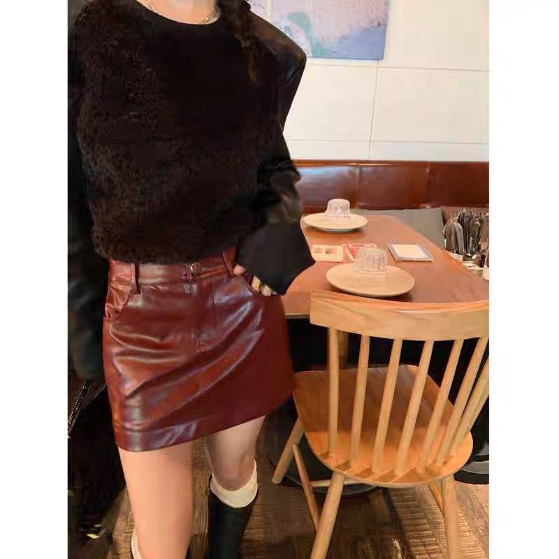 Burgundy PU กระโปรงหนังกระโปรงสไตล์เอวสูง Slimmer ดูกระโปรง a-Line ขนาดเล็กแน่น