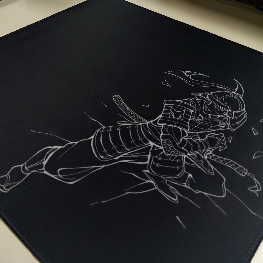 แผ่นรองเมาส์ Kurosun XS สำหรับเล่นเกมมืออาชีพ, แผ่นรองเม