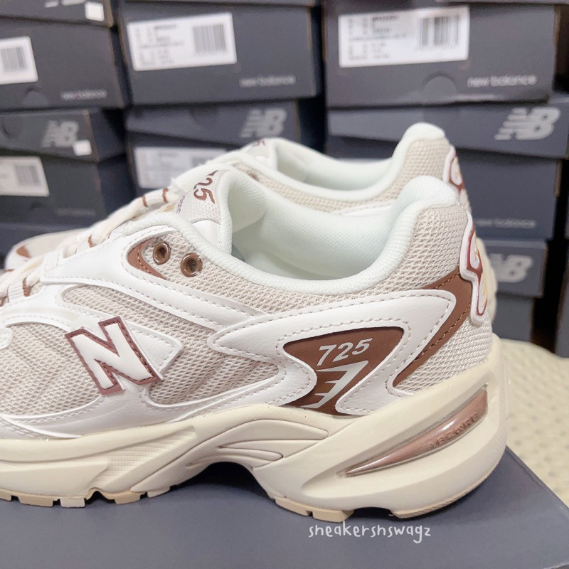 nb ♞,♘,♙อ่านก่อนสั่งค่ะ  Pre-order ️ รองเท้า New Balance 725 (ML725AE)