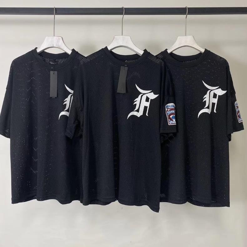 เสื้อยืดแขนสั้น ผ้าตาข่าย ปักลาย FEAR OF GOD FOG Season 5 คุณภาพสูง สําหรับผู้ชาย ราคา ถูกที่สุด ดีลบีเคเค