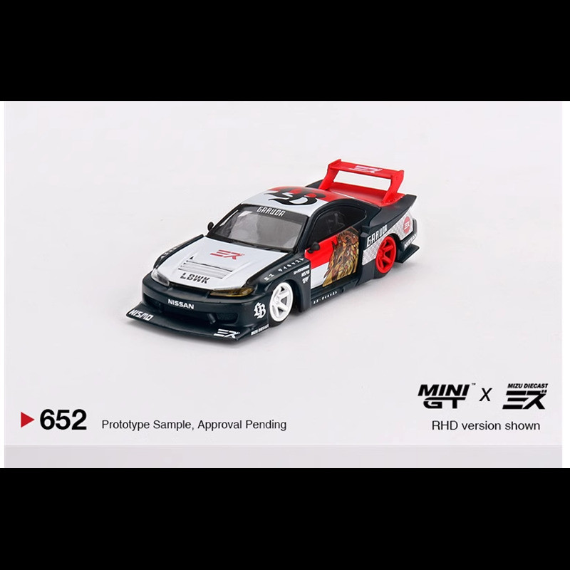 MINIGT 1:64 #651 #652 S15 รถโมเดล diecast