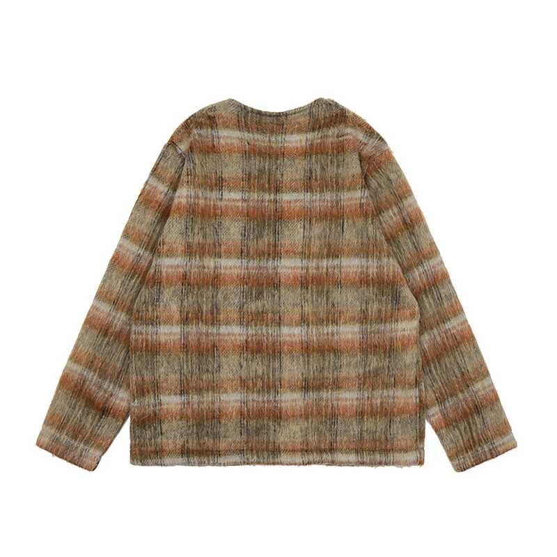 V 9D7 Neck Cardigan ปุ่มแบบดั้งเดิมของเราสำหรับผู้ชายและผ