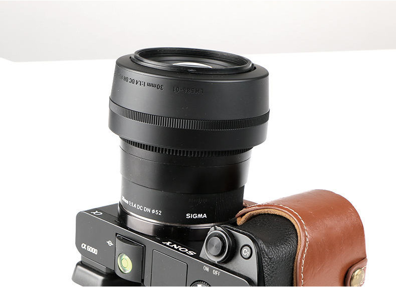 Sigma 30mm 1.4 Hood LH586-01 อุปกรณ์เสริม 52mm Sony Mirrorless A6400 Fuji Lens