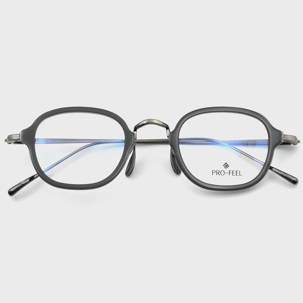 Pro-feel แว่นตาไทเทเนียมอะซิเตท ขนาดเล็ก น้ําหนักเบา สีเทาเข้ม F-202 C6-2