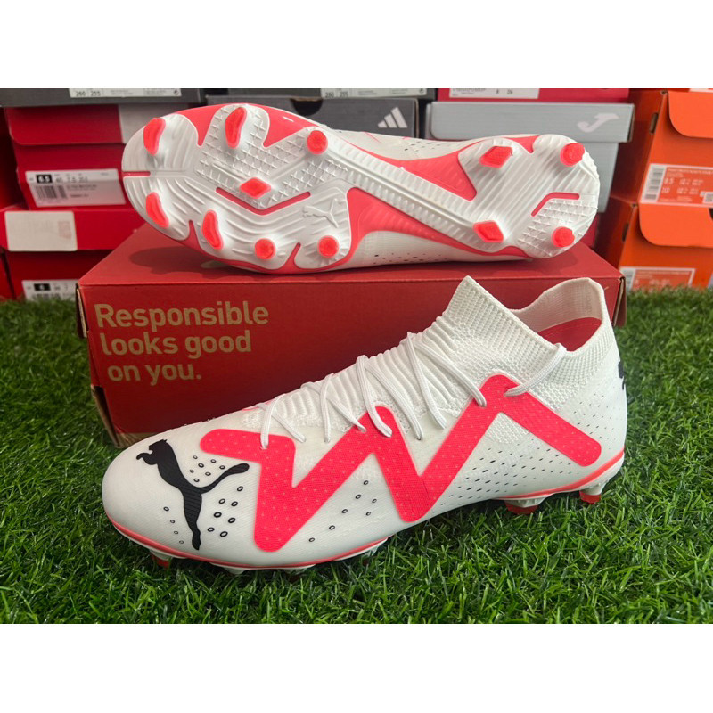 ฟิกเกอร์ สตั๊ด รองเท้าฟุตบอล Puma Future Match fg