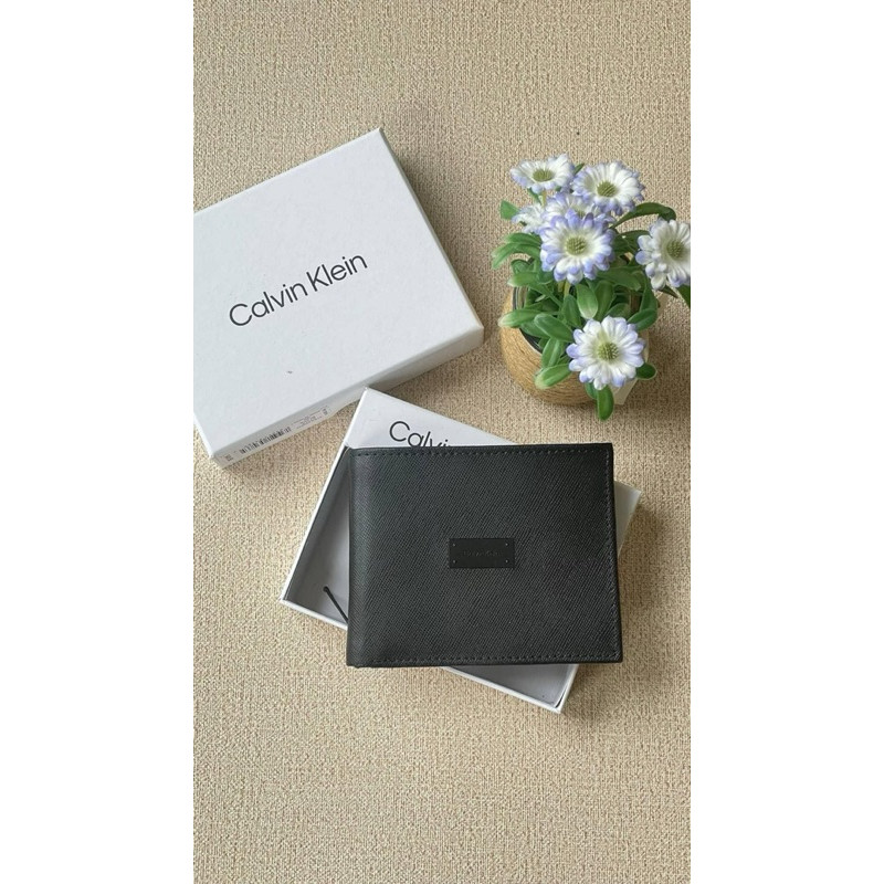 พร้อมส่ง Sale 1699 ถูกเว่อร์ กระเป๋าสตางค์ ผู้ชาย Calvin Klein แบบมีไส้ มาพร้อมกล่อง ซื้อเปย์ผู้ได้