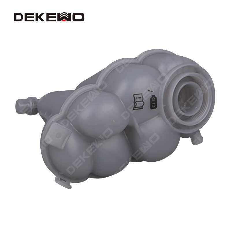 เหมาะสําหรับ Audi 18-25 A8D5 ถังน้ํา Coolant Sub-กาต้มน้ํา 4N0121405