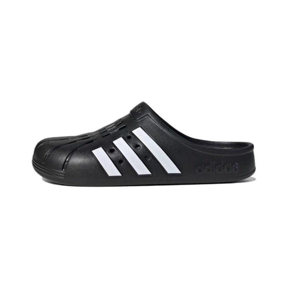 ฟิกเกอร์ ของใหม่แท้100% Adidas Adilette Clogs GZ5886 รองเท้าผ้าใบ รองเท้าวิ่ง
