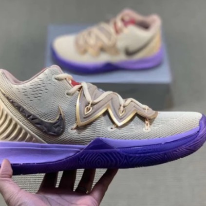 ♞Nike(ไนกี้) Kyrie 5 Nike Owen 5 รุ่นสีขาวชื่อร่วมสีดำสีเขียวพิษรองเท้าผู้ชายต่อสู้กีฬาและรองเท้าบา