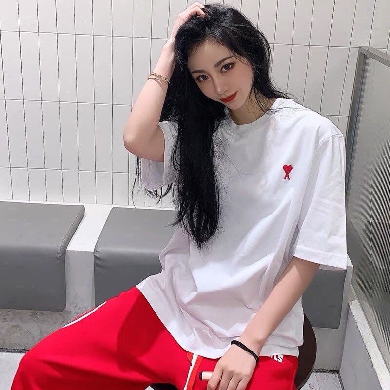 เสื้อยืดแขนสั้นลําลอง คอปก ขนาดใหญ่ ปักลายโลโก้ AMI แฟชั่นคู่รัก สําหรับผู้ชาย และผู้หญิง