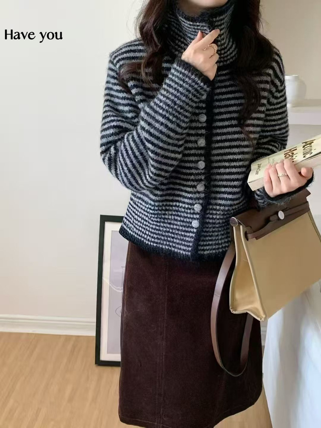 คาร์ดิแกนสไตล์ฝรั่งเศส ปี 2025 ลายสวยงาม นุ่มสบาย สำหรับหน้าหนาว ราคา ถูกที่สุด ดีลบีเคเค แกลเลอรีภาพที่ 4