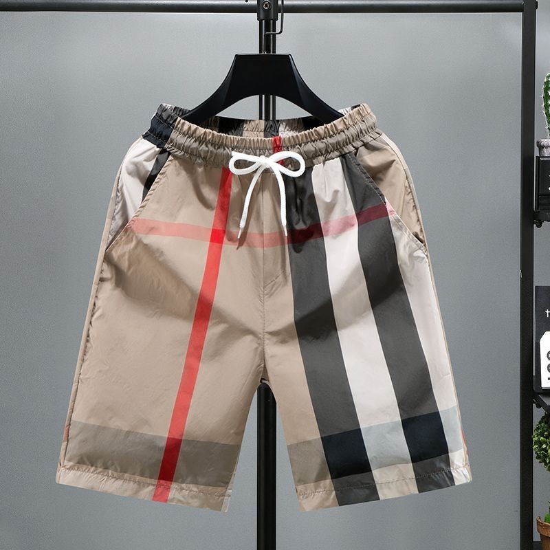 BURBERRY เบอร์เบอร์รี่ กางเกงขาสั้นผู้ชายฤดูร้อน 2024 แบรนด์อินเทรนด์ลําลองลายสก๊อตกีฬากางเกงขาสั้นผู้ชายกางเกงห้าส่วนชายหาดแห้งเร็ว ต่อปี
