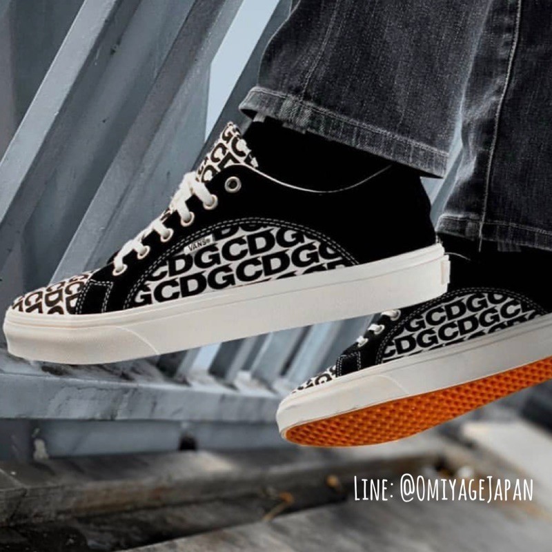 yu ♞[พร้อมส่ง-แท้ 100%] รองเท้า CDG x VANS LAMPIN รุ่นพิเศษ LIMITED COLLECTION จากญี่ปุ่น