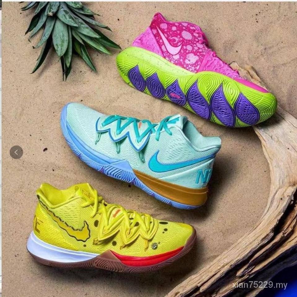 สต็อกพร้อมของแท้  Nike Kyrie Irving 5 SpongeBob Patrick Star สําหรับผู้ชายผู้หญิงรองเท้าบาสเก็ตบอลเด