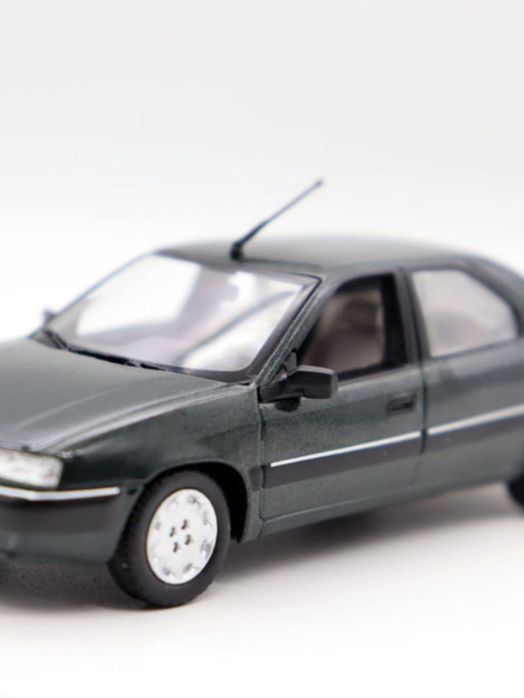 Norev 1/43 รถโลหะผสม Citroen Citroen Xantia Sanita Station Car Model รถเก่ายุโรป