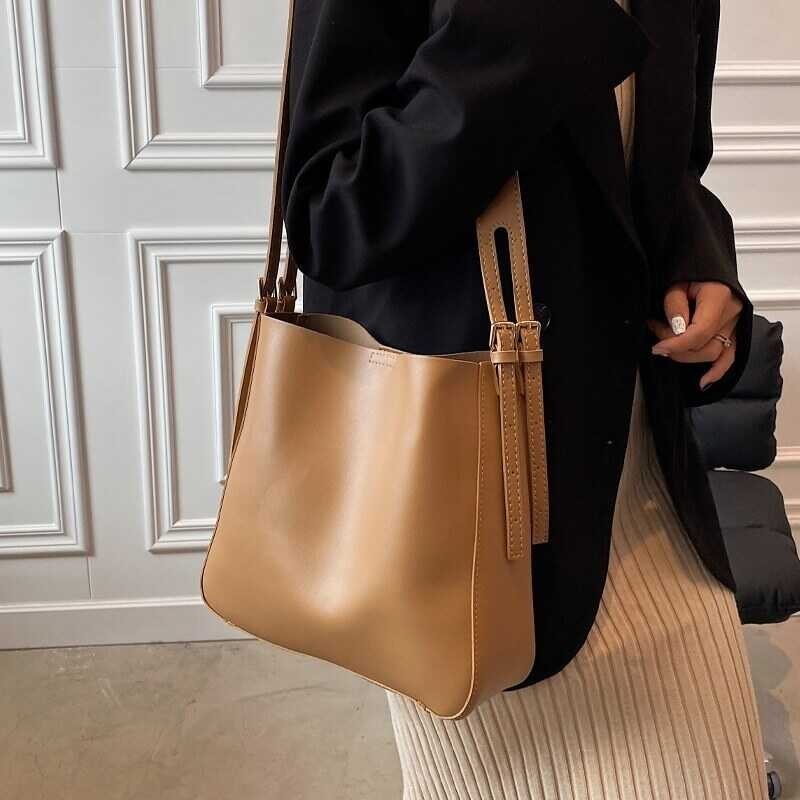 Zaraความต้องการของผู้ชายกระเป๋าความจุมาก,กระเป๋า2022กร