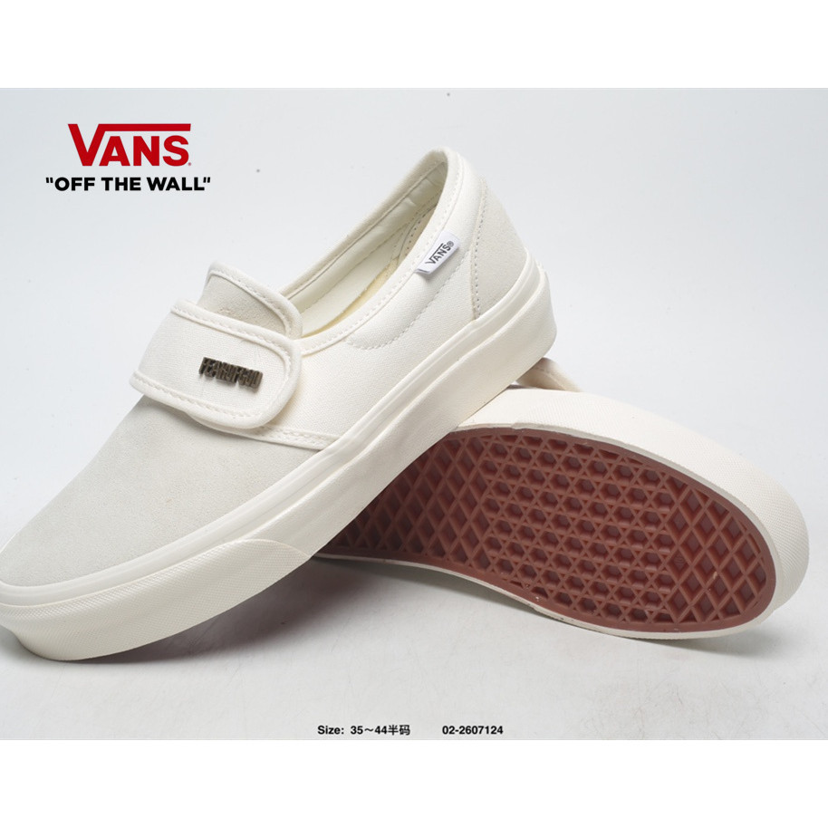 ฟิกเกอร์ รองเท้าผ้าใบ Vans Fear Of God x Vans Slip-On 47V DX สีขาว