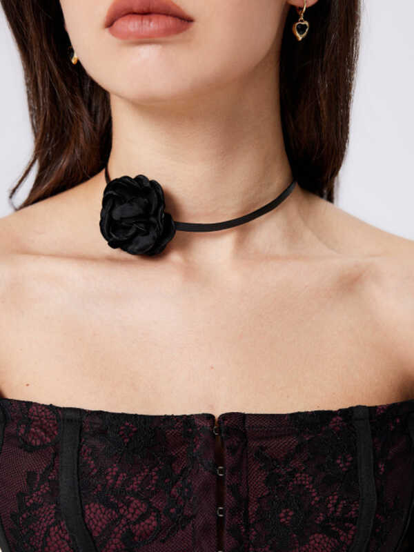Rose Cider Decor Chocker Necklaceสร้อยคอโช๊กเกอร์ สร้อยคอดอกกุหลาบ