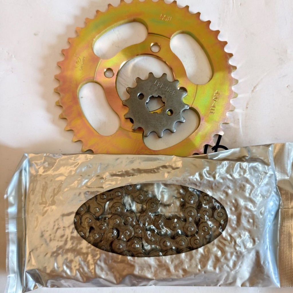 ขนาดโซ่มู่เล่, ชุดสามชิ้น 420 ชุดคุณภาพสูงโซ่ JH70 ชุดโซ่ Jialing 70JH70 เกียร์รถจักรยานยนต์