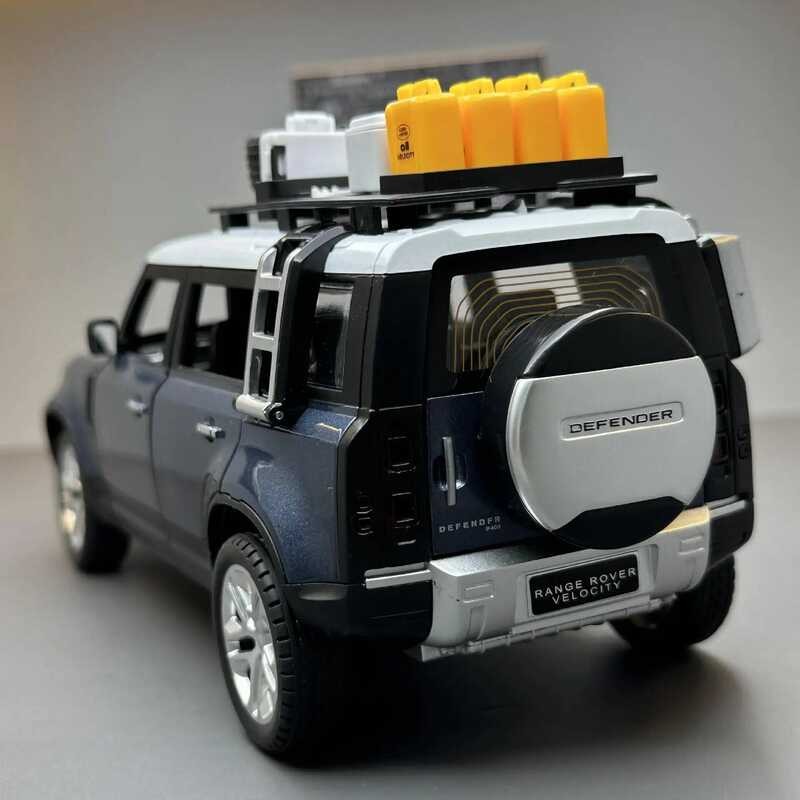 Land Rover Defender S