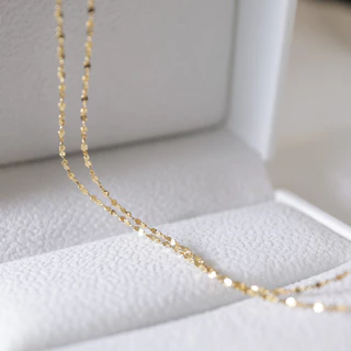 สร้อยข้อมือโซ่สแควร์ สแตนเลสสตีลเงาเคลือบذهب 18K เหมาะสำหรับผู้ที่แพ้ง่ายและคงทนไม่เปลี่ยนแปลงสี